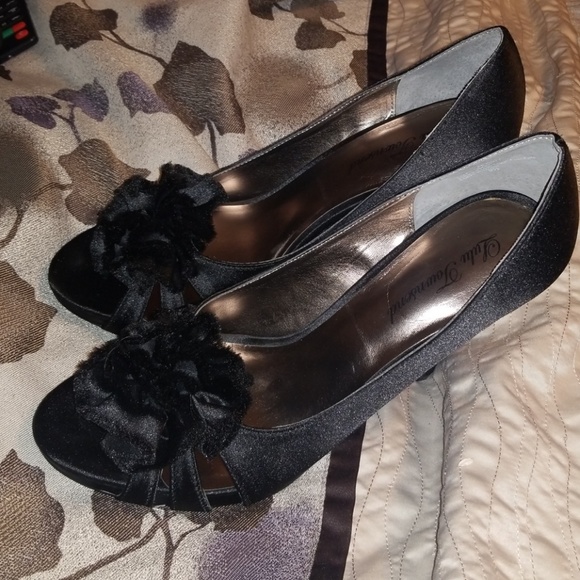 2/$18Lulu Townsend heels# - Picture 2 of 6